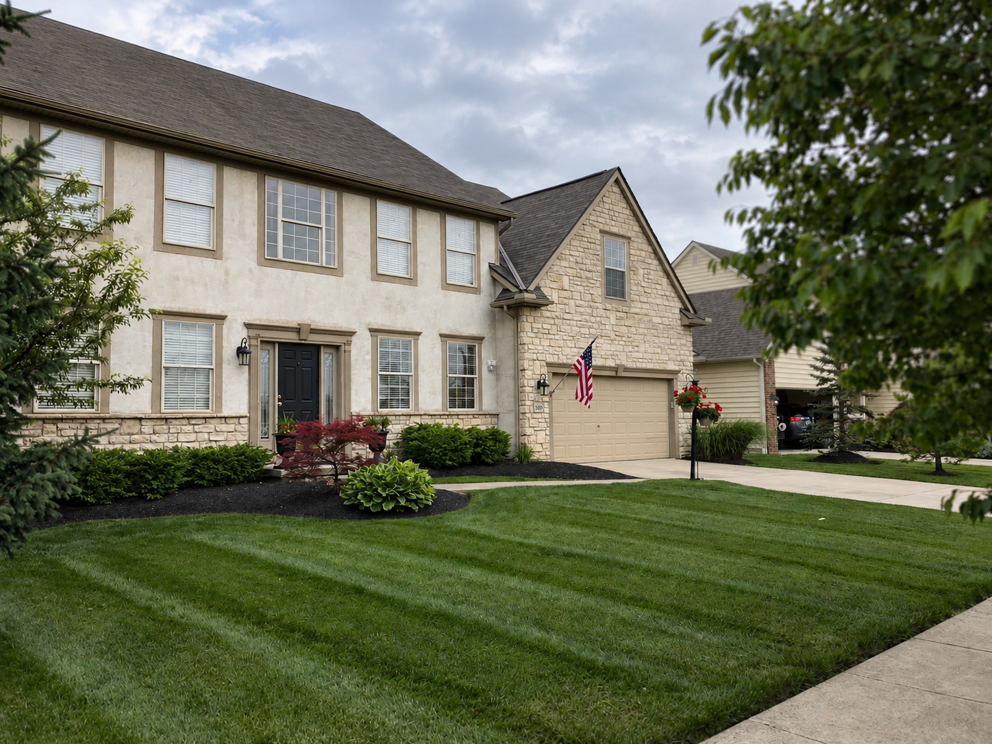 Residential lawn and landscape maintenance